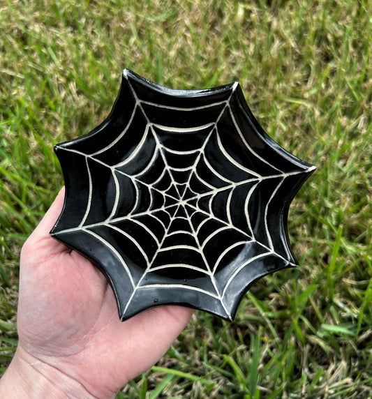 Hand Carved Spider Web Trinket Dish/Spoon Rest