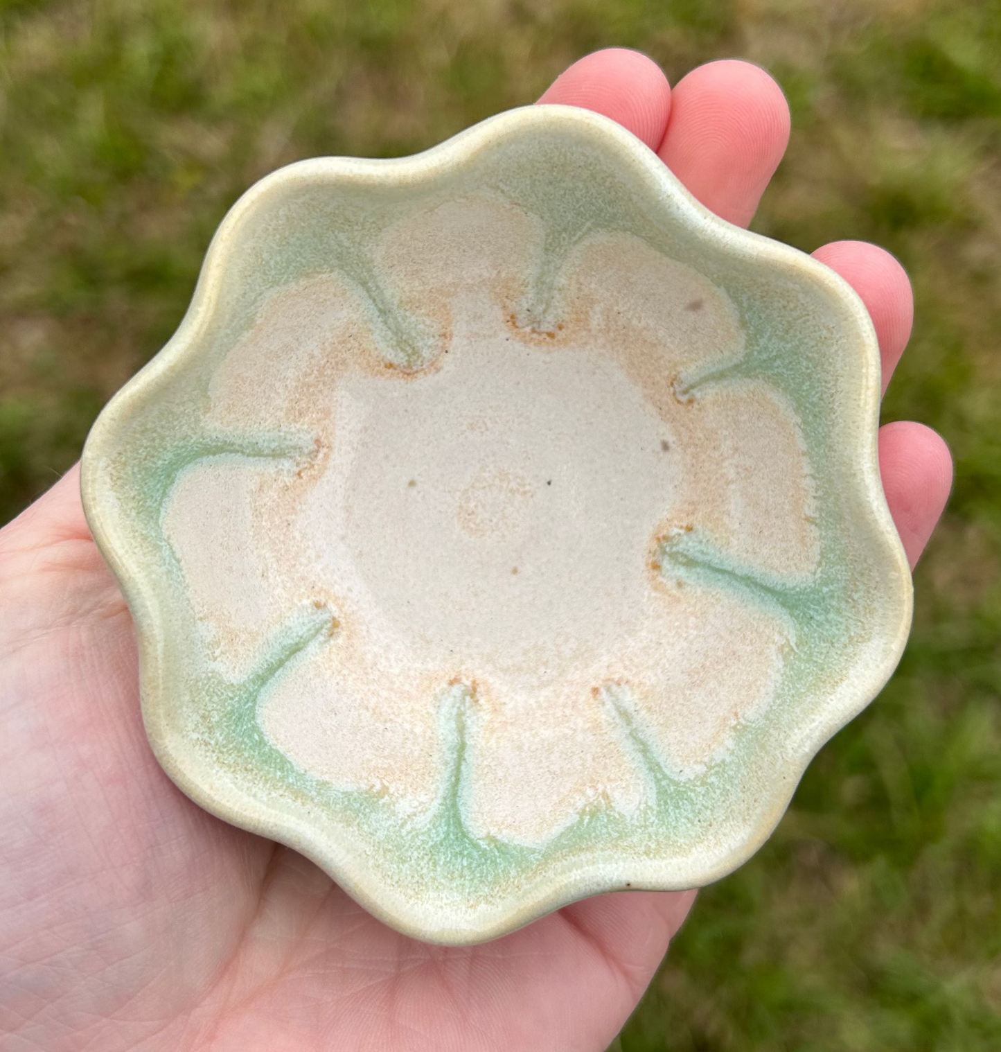 Mint & Cream Wavy Trinket Dish